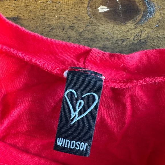 Crop cut out tshirt Windsor - Picture 2 of 4